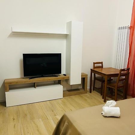 Easy Room Italy Rogoredo Милано Екстериор снимка