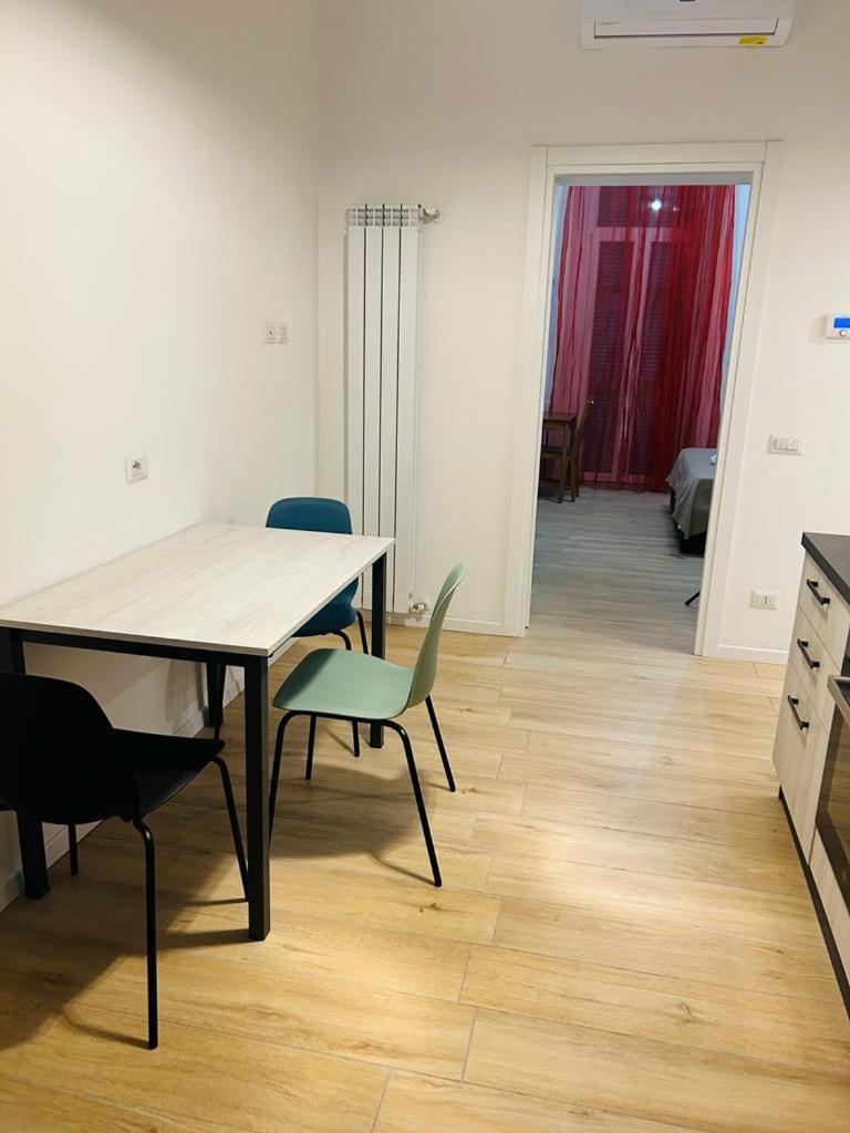 Easy Room Italy Rogoredo Милано Екстериор снимка